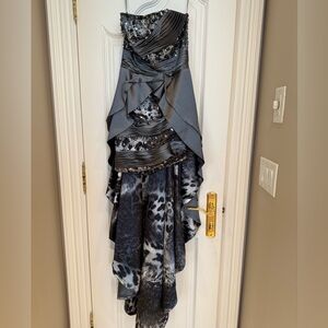 May Queen Gray Formal mini Dress with train